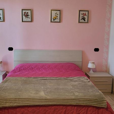 וילה פרנקה די ורונה B&B A Casa Di Eleonora חדר תמונה