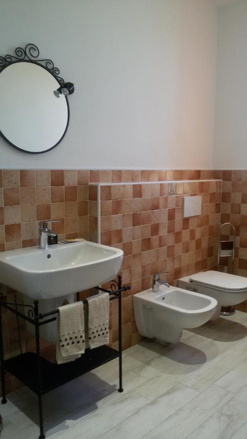 וילה פרנקה די ורונה B&B A Casa Di Eleonora מראה חיצוני תמונה