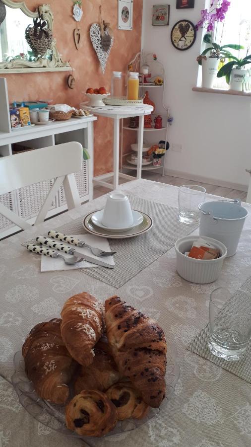 וילה פרנקה די ורונה B&B A Casa Di Eleonora מראה חיצוני תמונה